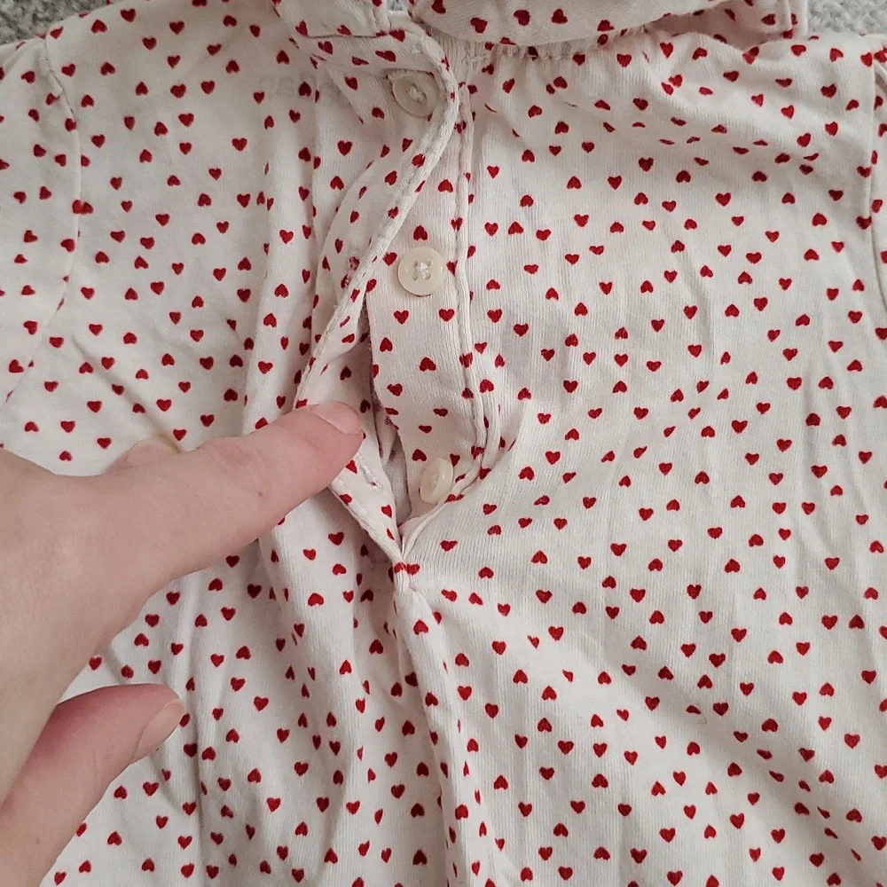Baby Gap Infant Girls Tiny Hearts Collared Bodysuit Sz6-12m